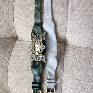 HEIDI DAUS WATCH WITH 2 INTERCHANGEABLE LEATHER BANDS